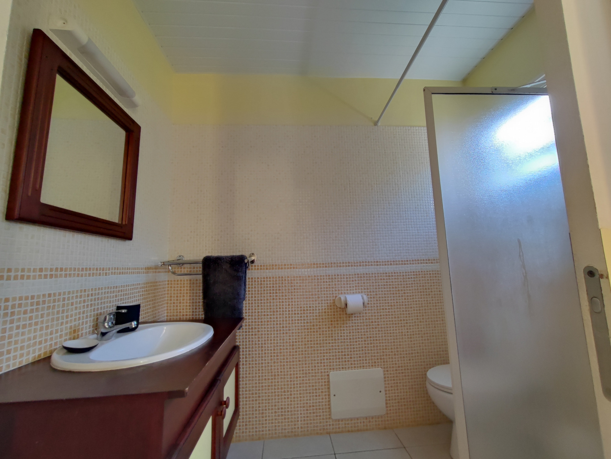 GITE-TORTUE-LUTH-Deshaies-Guadeloupe GITE-TORTUE-LUTH-Deshaies-Guadeloupe